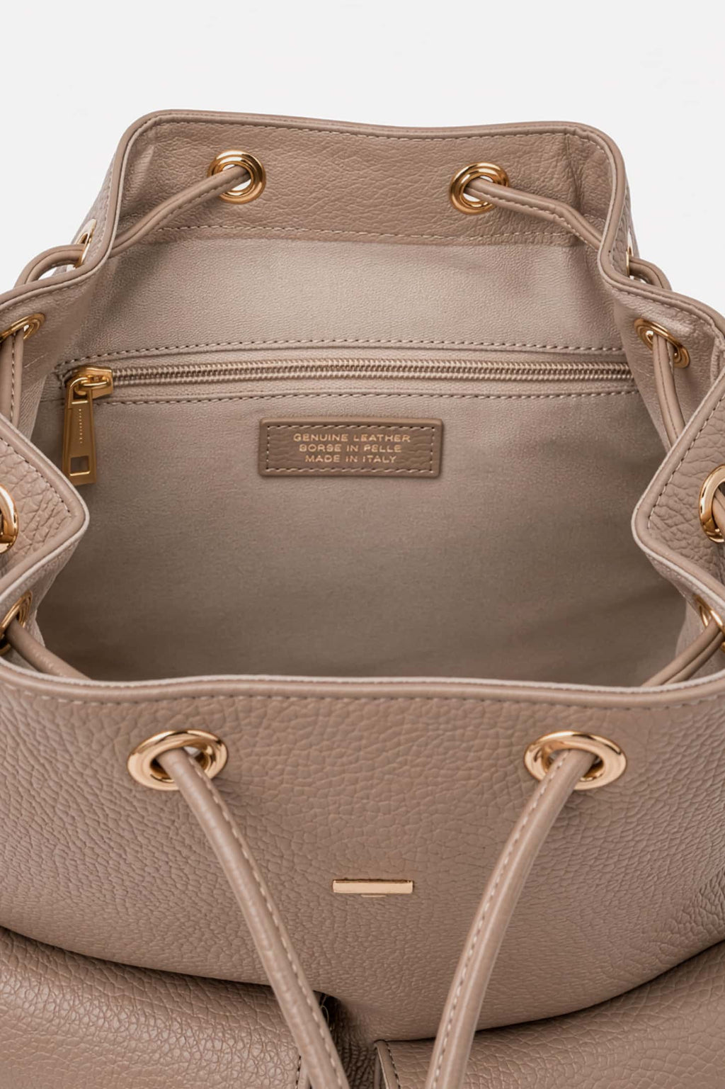 Mochila de piel para mujer